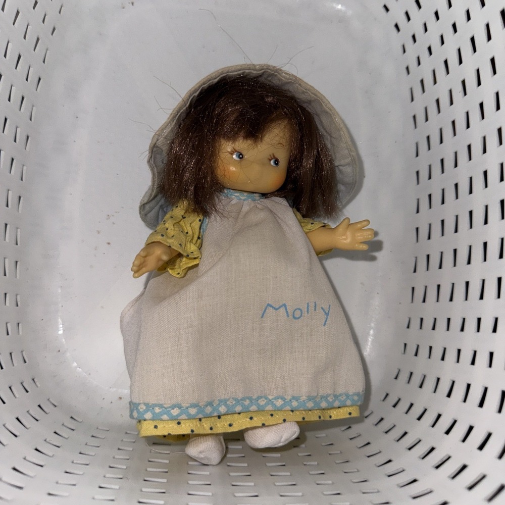 Knickerbocker Holly Hobbie Sunbonnet Babies - Vintage 6.5" May Doll Molly